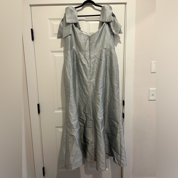 Alfred Sung Off the Shoulder Bow Corset Satin Trumpet Gown - Picture 6 of 8